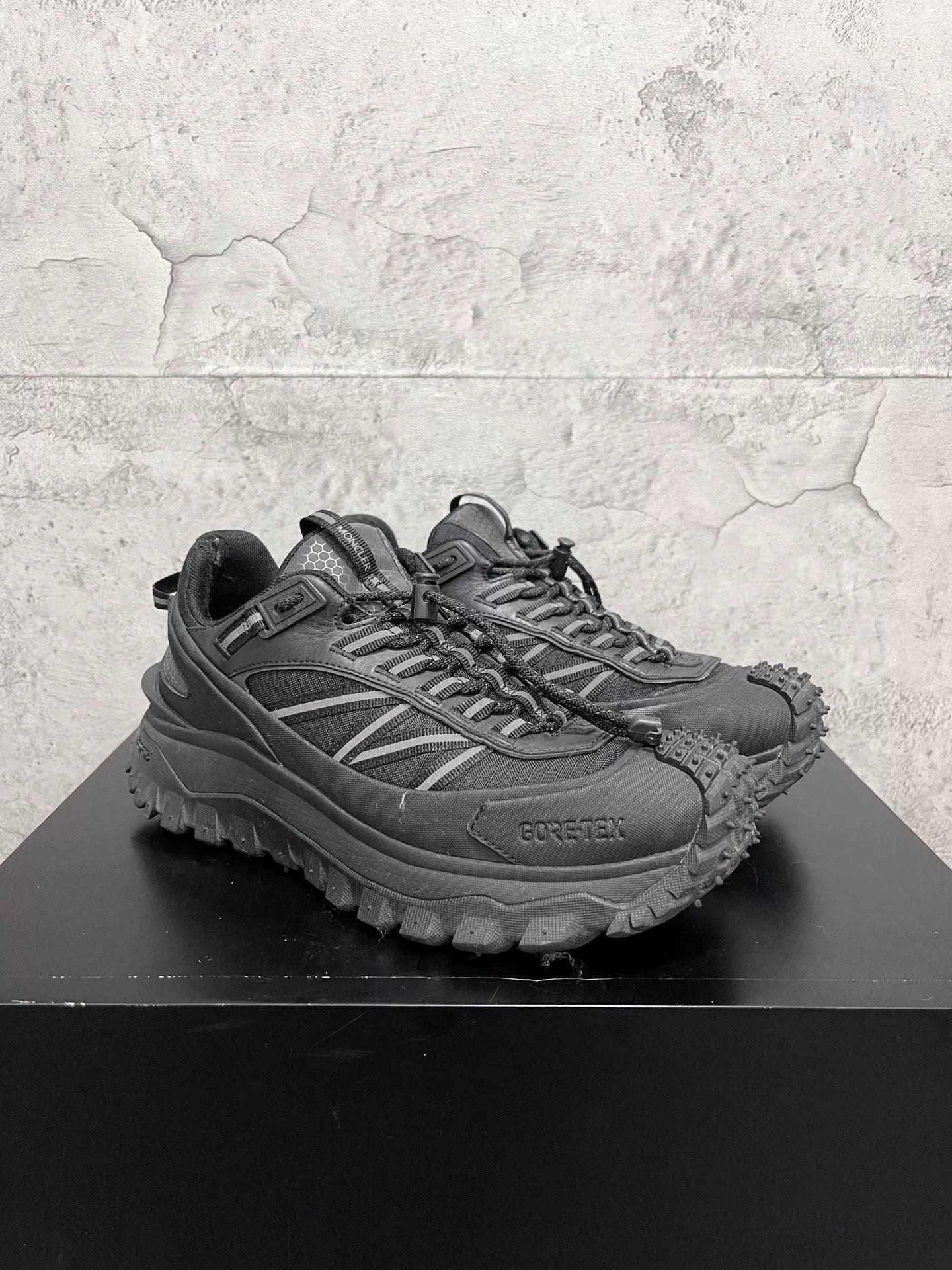 Moncler Moncler Trailgrip GTX Sneakers Size US 8 / EU 41 - 3 Thumbnail