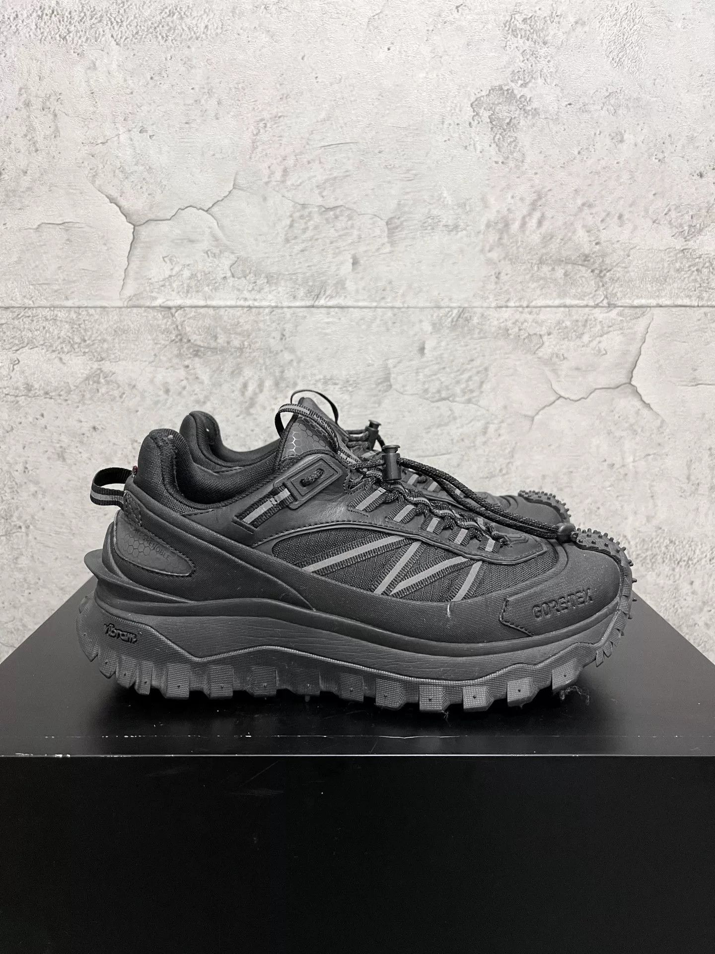 Moncler Moncler Trailgrip GTX Sneakers Size US 8 / EU 41 - 4 Thumbnail