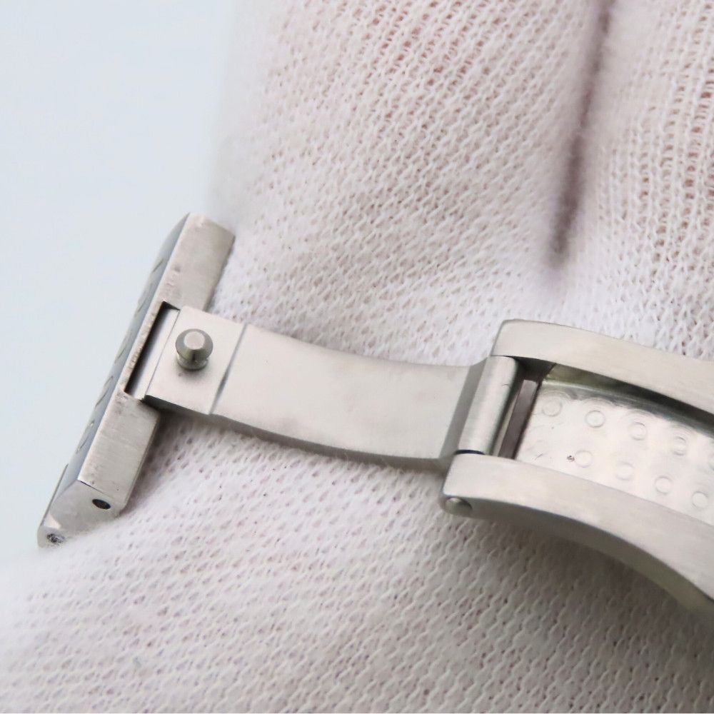 Gucci Gucci Gucci G timeless Stainless Steel Metal Quartz 126.4 DUTY FREE for USA Size ONE SIZE - 18 Thumbnail