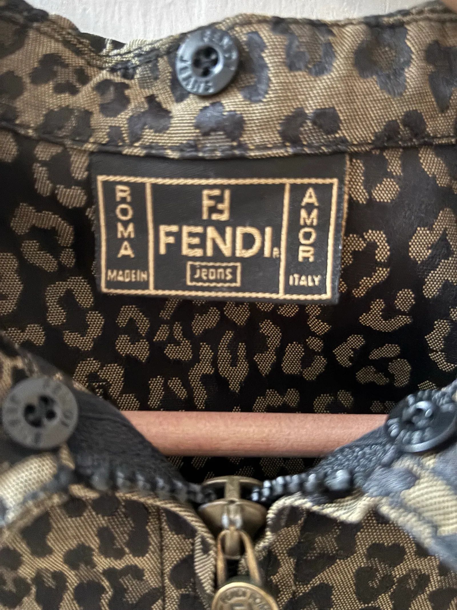 Fendi Fendi Vet ej Jacket Size L / US 10 / IT 46 - 2 Thumbnail