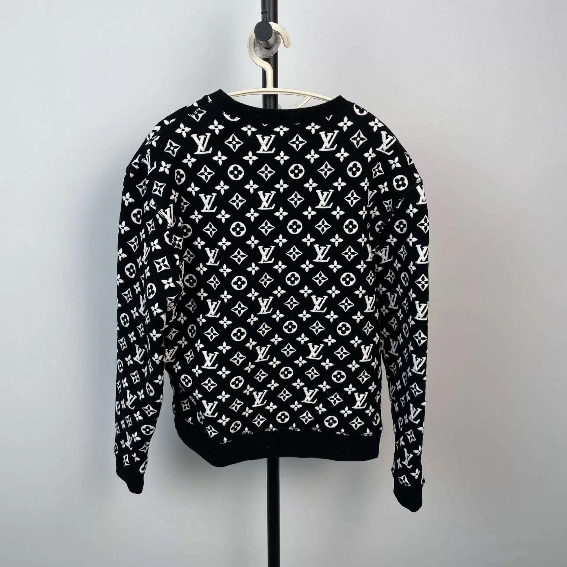 Louis Vuitton Black Patterned Long Sleeve Sweatshirt XS Size US XS / EU 42 / 0 - 2 Thumbnail