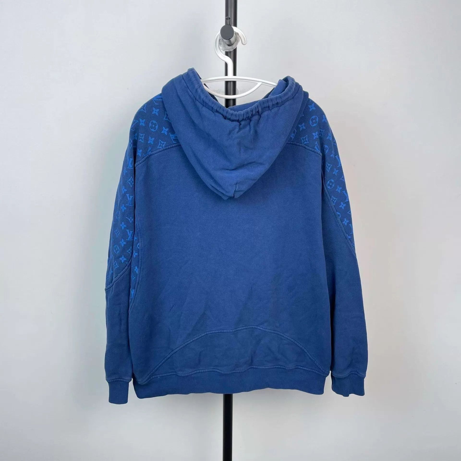 Louis Vuitton Blue Patterned Hoodie with Drawstring Size US XL / EU 56 / 4 - 2 Thumbnail