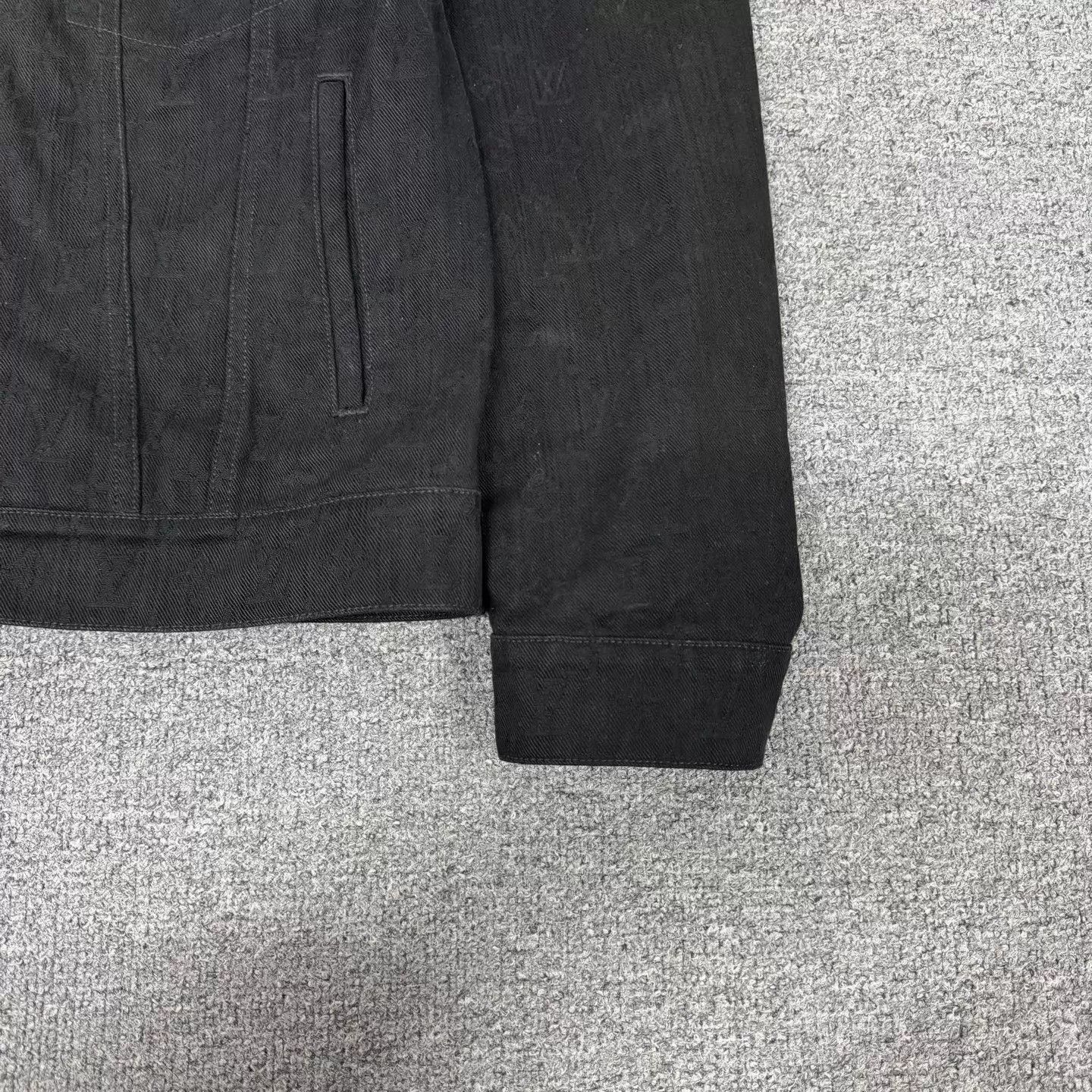 Louis Vuitton Black Denim Jacket with Button Front and Pockets Size US S / EU 44-46 / 1 - 4 Thumbnail
