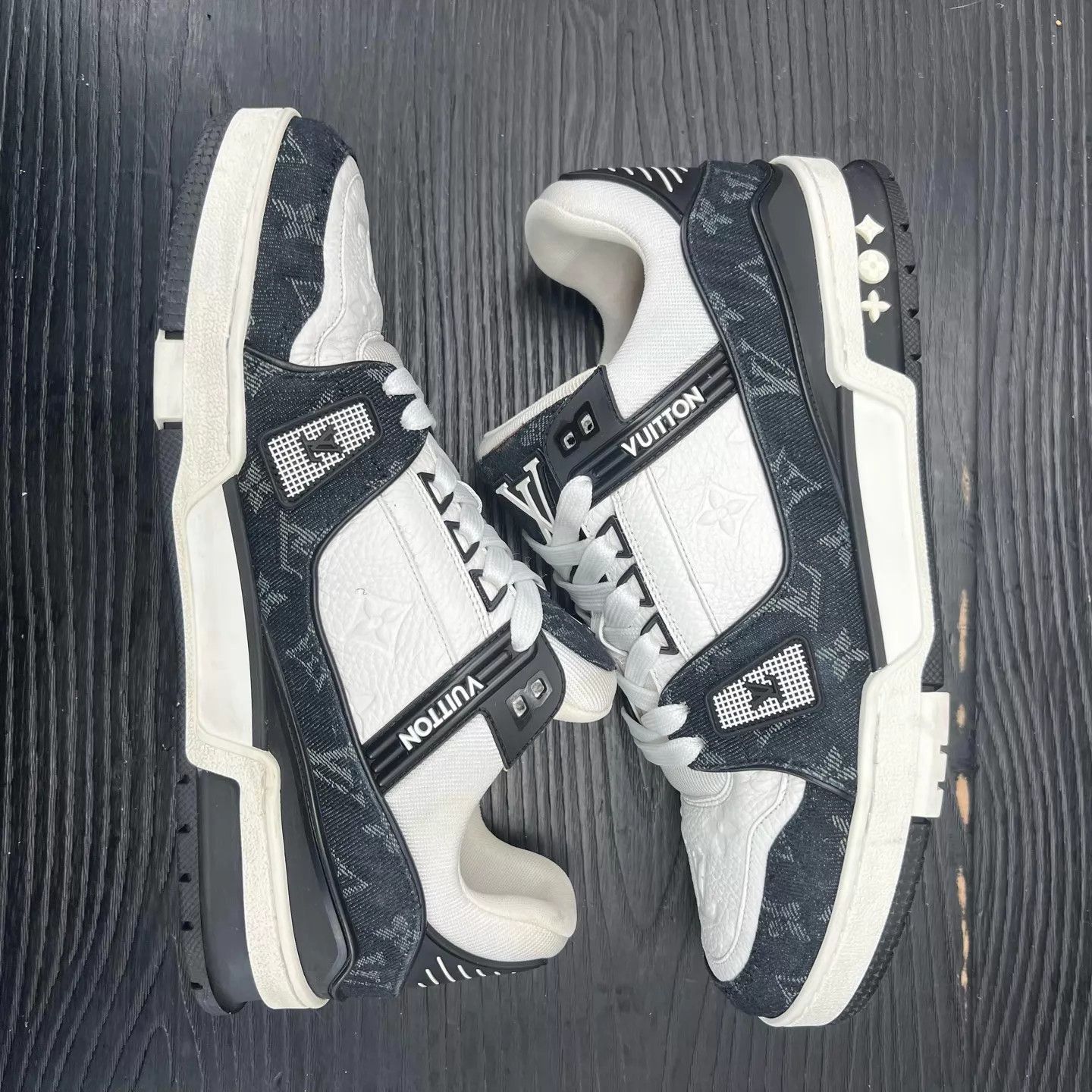 Louis Vuitton Multi-Color Low-Top Sneakers Size 9.5 Size US 9.5 / EU 42-43 - 2 Thumbnail