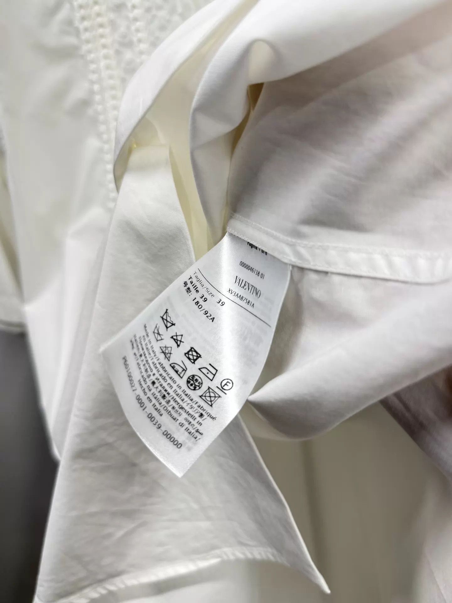 Valentino White Short Sleeve Button-Down Shirt Size US M / EU 48-50 / 2 - 6 Thumbnail