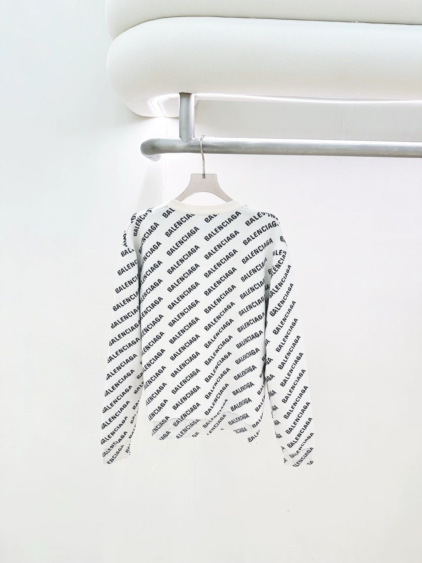 Balenciaga White Sleeveless Printed Top Size M Size US M / EU 48-50 / 2 - 2 Thumbnail
