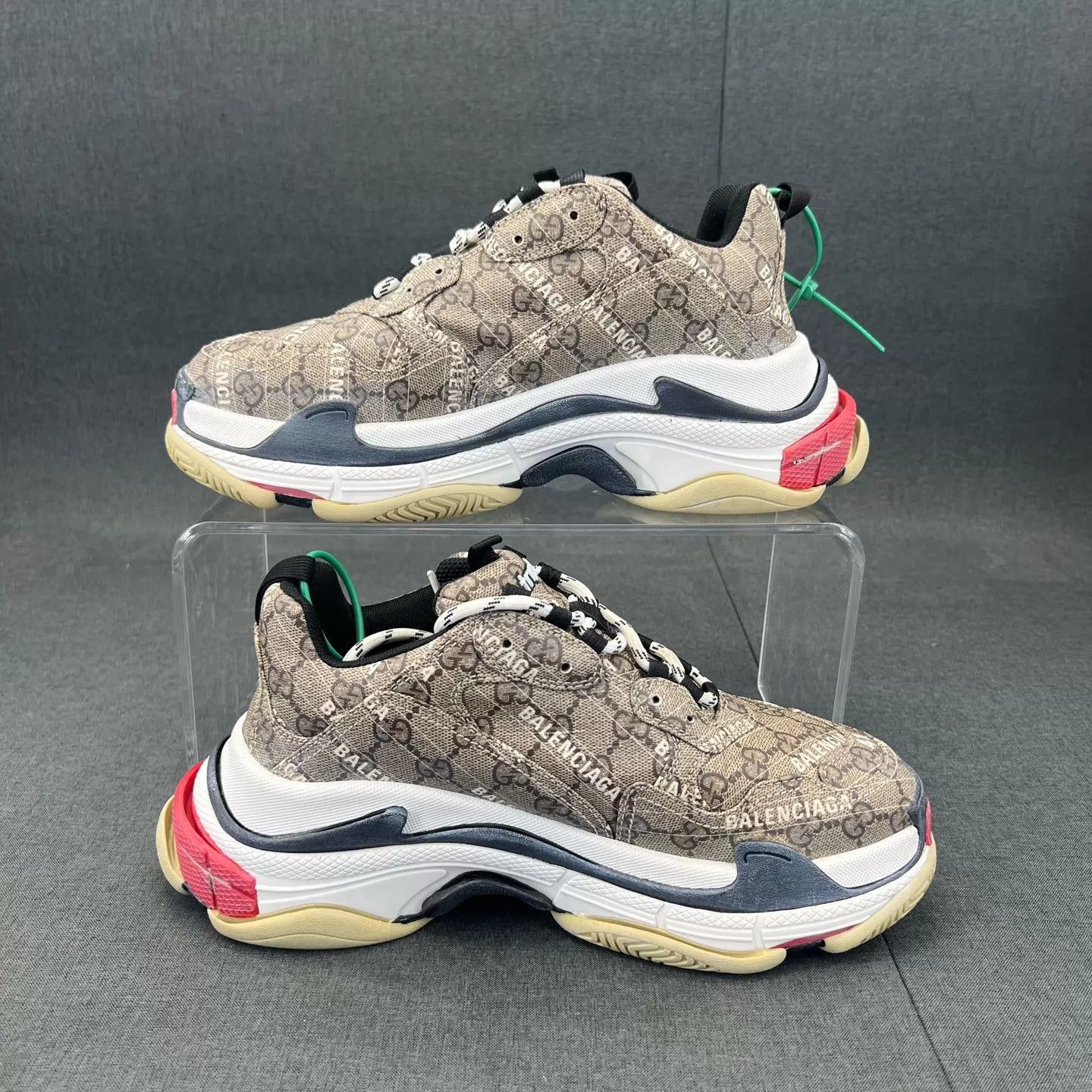 Balenciaga Multi-Color Chunky Lowtop Sneakers Size 8 Size US 8 / EU 41 - 3 Thumbnail