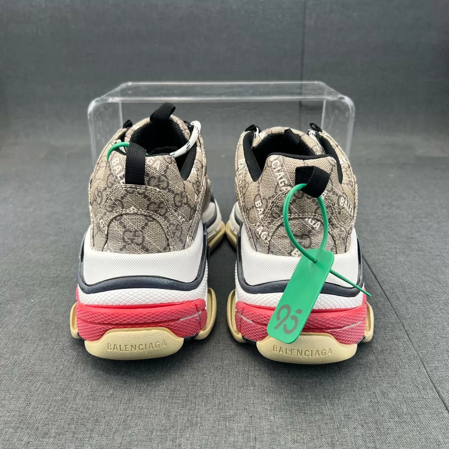 Balenciaga Multi-Color Chunky Lowtop Sneakers Size 8 Size US 8 / EU 41 - 4 Thumbnail