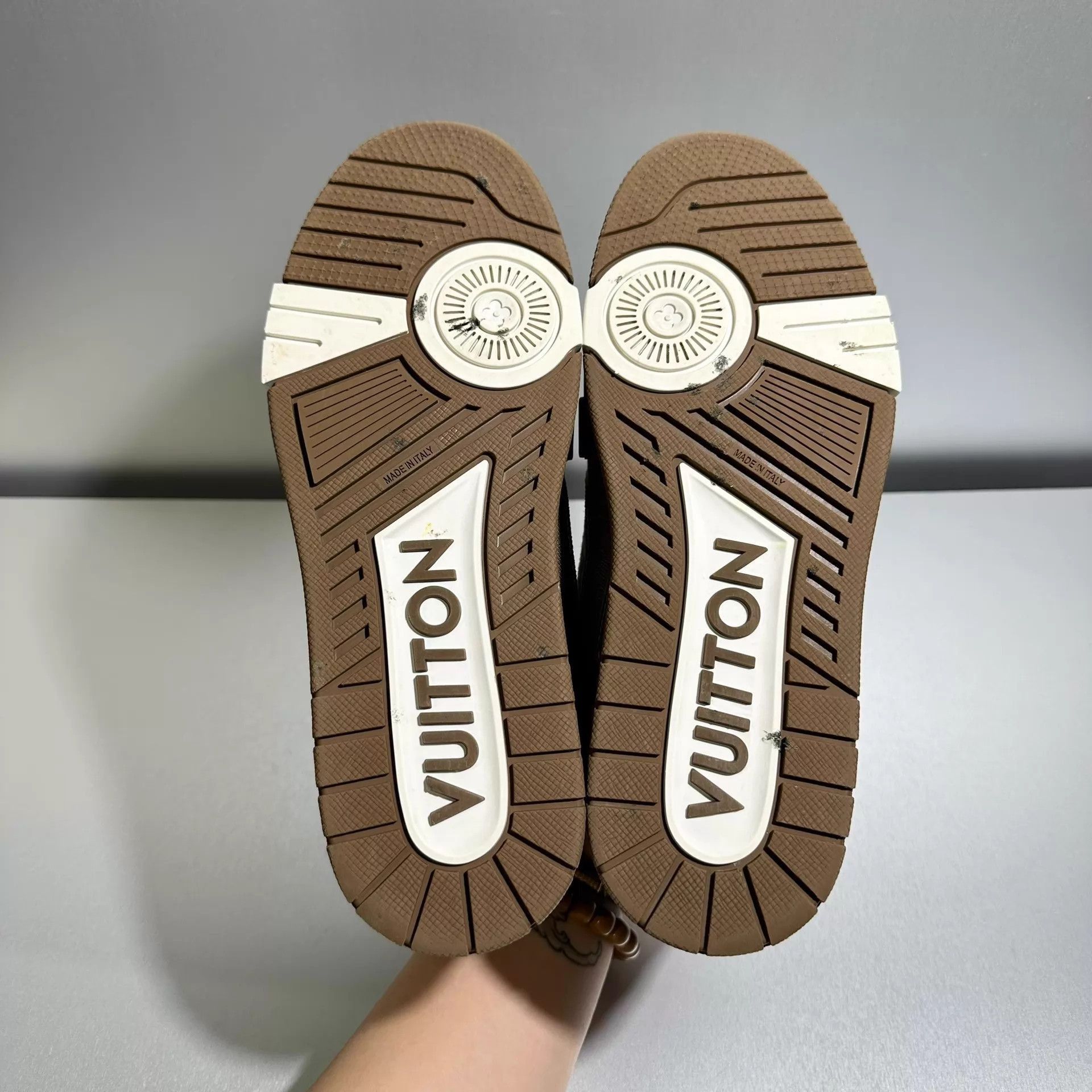 Louis Vuitton Brown Lowtop Sneakers Size 8 Size US 8 / EU 41 - 7 Thumbnail