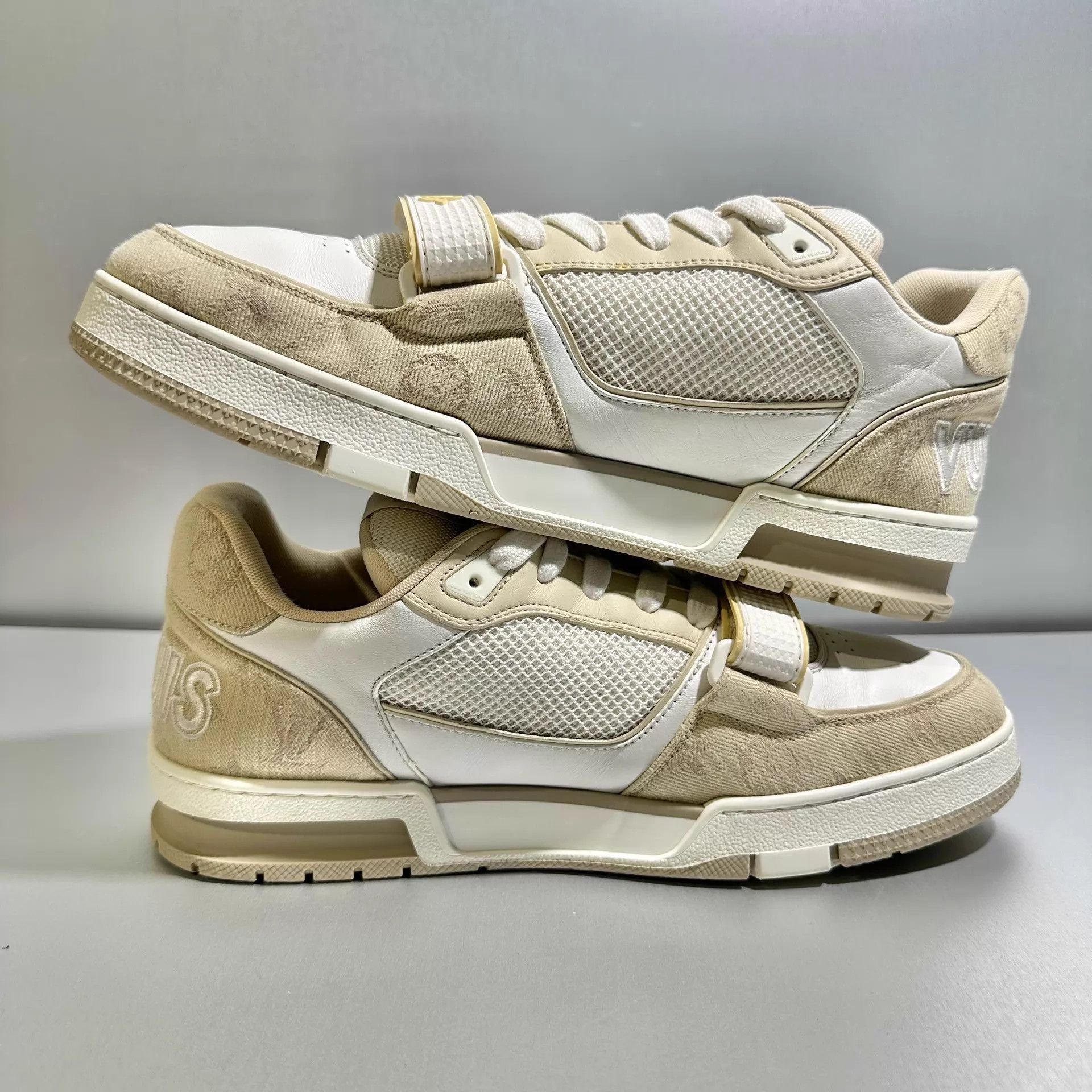 Louis Vuitton Beige Low-Top Sneakers Size 9 Size US 9 / EU 42 - 4 Thumbnail