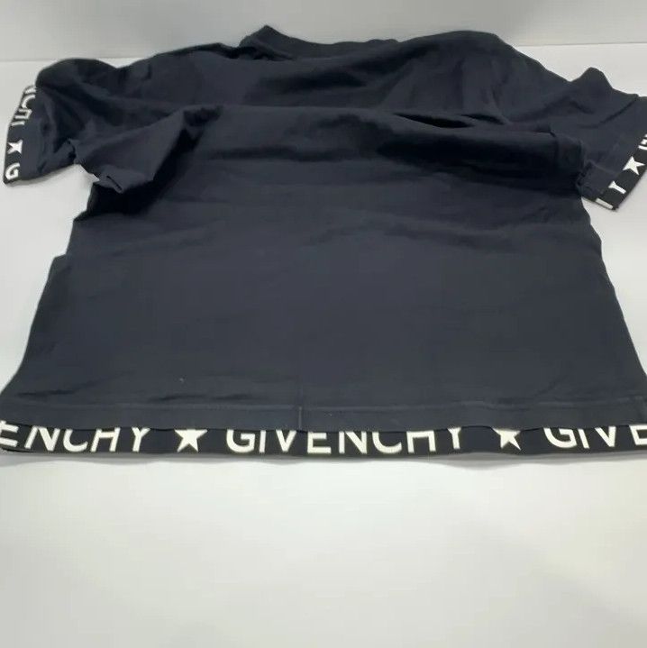 Givenchy Givenchy Solid Round Neck Short-Sleeve T-Shirt Size US M / EU 48-50 / 2 - 10 Thumbnail