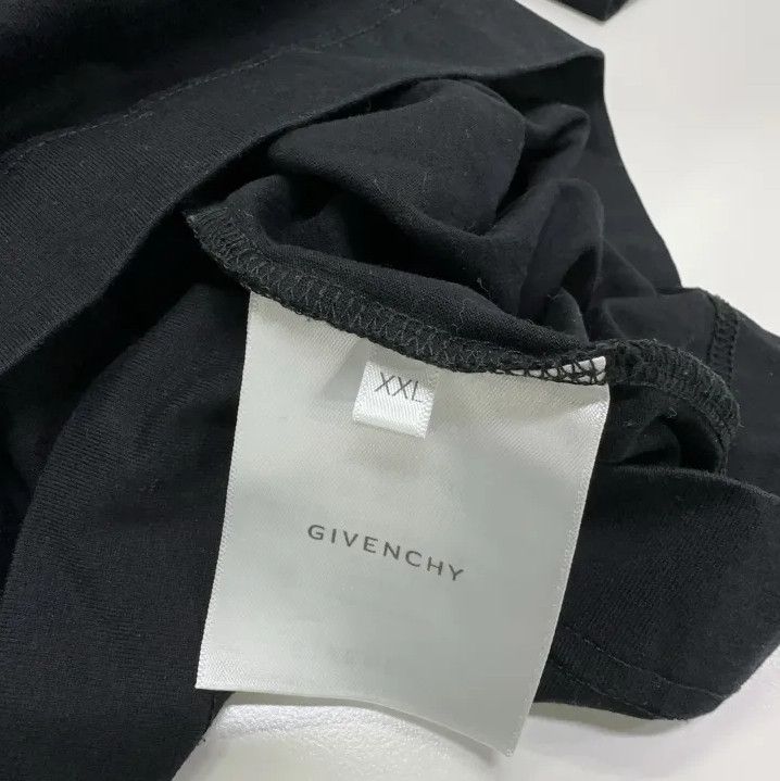 Givenchy Givenchy SS23 Men's Solid Round Neck Short-Sleeve T-Shirt Size US XXL / EU 58 / 5 - 5 Thumbnail