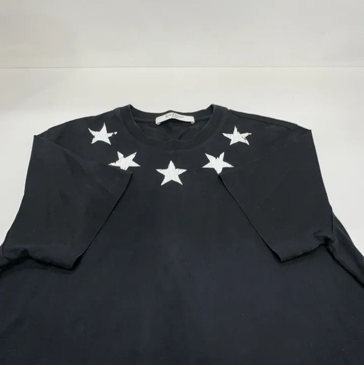 Givenchy Givenchy Star Embroidered Short Sleeve T-Shirt Size US S / EU 44-46 / 1 - 9 Thumbnail