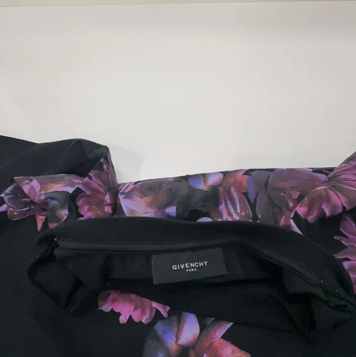 Givenchy Floral Star Print Short Sleeve T-Shirt