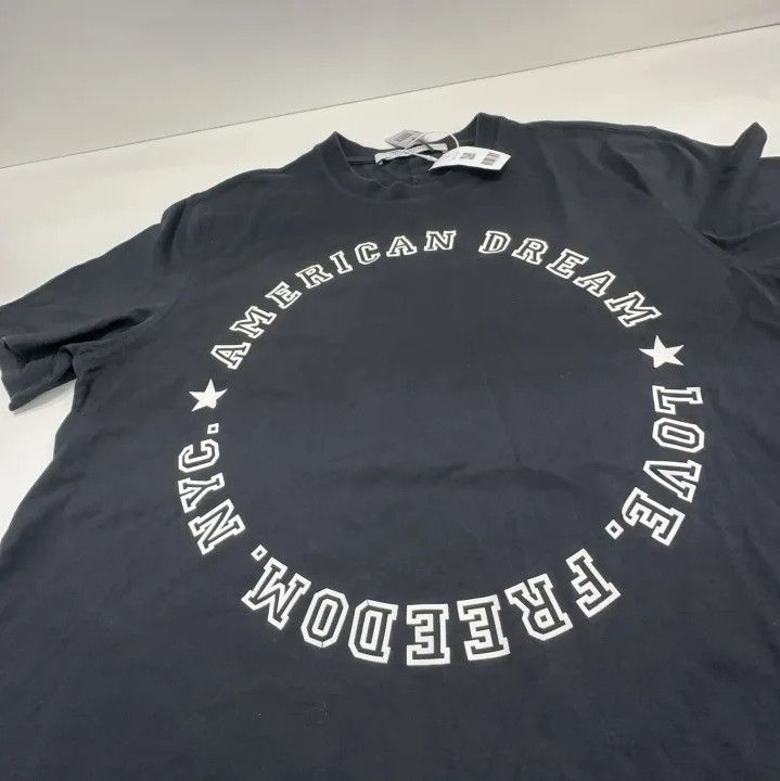 Givenchy Givenchy Letter Print Short-Sleeve T-Shirt Size US M / EU 48-50 / 2 - 7 Thumbnail