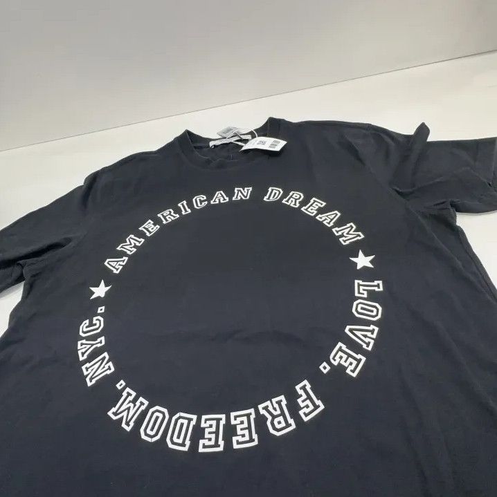 Givenchy Givenchy Letter Print Short-Sleeve T-Shirt Size US M / EU 48-50 / 2 - 8 Thumbnail