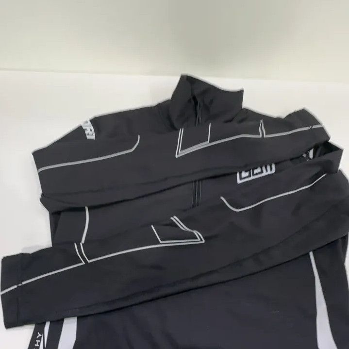 Givenchy Givenchy Solid Print Half-Zip Long-Sleeve T-Shirt Size US M / EU 48-50 / 2 - 8 Thumbnail