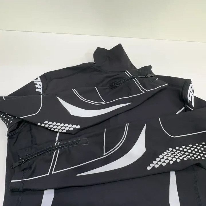 Givenchy Givenchy Solid Print Half-Zip Long-Sleeve T-Shirt Size US M / EU 48-50 / 2 - 12 Thumbnail