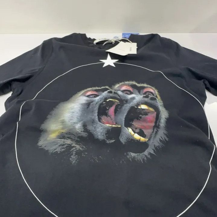Givenchy Givenchy Gorilla Graphic Short Sleeve T-Shirt Size US M / EU 48-50 / 2 - 8 Thumbnail