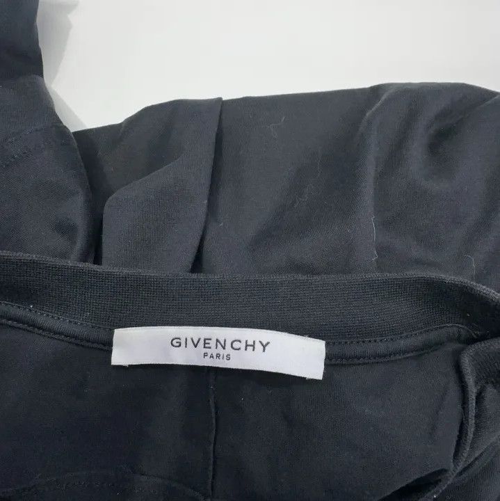 Givenchy Givenchy Shark Print Unisex Short-Sleeve T-Shirt Size US XS / EU 42 / 0 - 5 Thumbnail