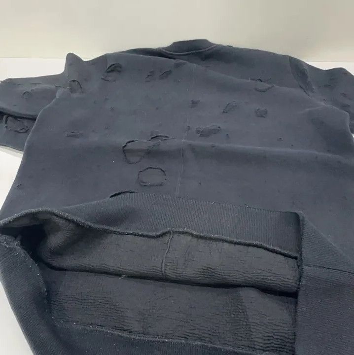 Givenchy Givenchy Paris Letter Print Hole Design Sweatshirt Size US S / EU 44-46 / 1 - 10 Thumbnail