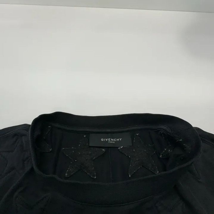 Givenchy Givenchy Men's Star Decor Short-Sleeve T-Shirt Size US M / EU 48-50 / 2 - 7 Thumbnail