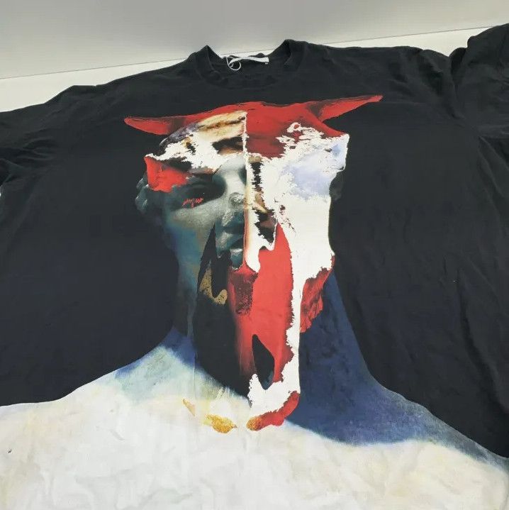 Givenchy Givenchy Pattern Print Casual Short-Sleeve T-Shirt Size US L / EU 52-54 / 3 - 8 Thumbnail