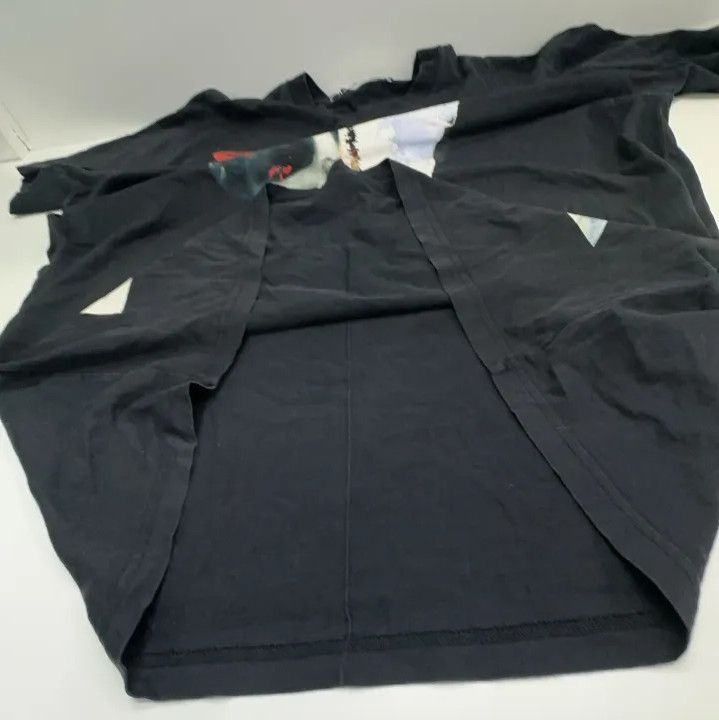 Givenchy Givenchy Pattern Print Casual Short-Sleeve T-Shirt Size US L / EU 52-54 / 3 - 12 Thumbnail