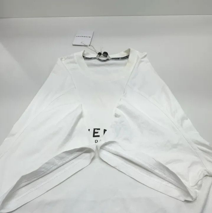 Givenchy Givenchy Distressed Logo Oversized Short-Sleeve T-Shirt Size US L / EU 52-54 / 3 - 13 Thumbnail