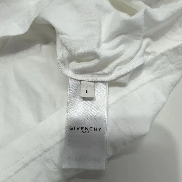 Givenchy Givenchy Distressed Logo Oversized Short-Sleeve T-Shirt Size US L / EU 52-54 / 3 - 5 Thumbnail