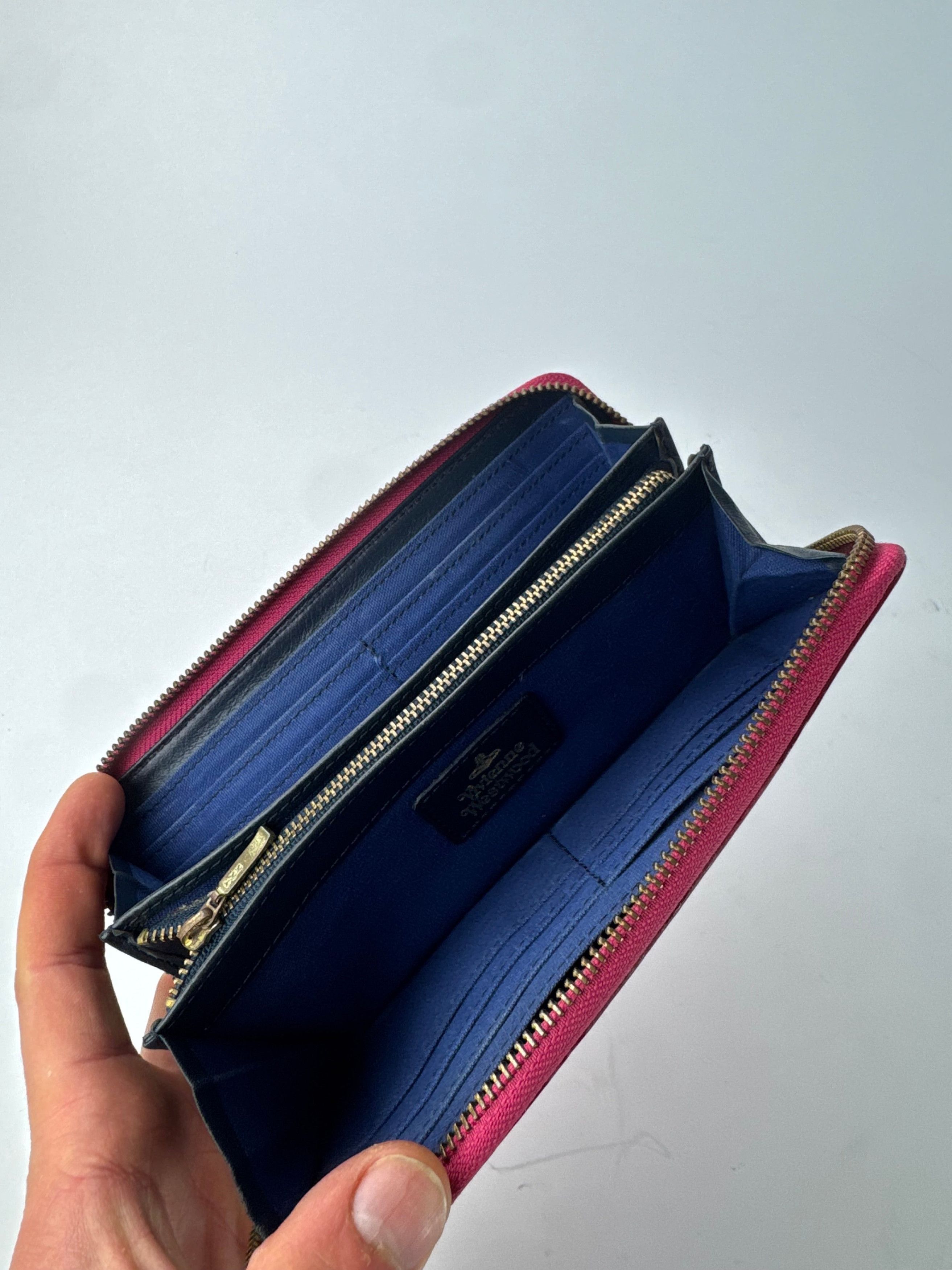 Vivienne Westwood Vintage Leather Zippy Crocodile Emblossed Leather Wallet Pin Size ONE SIZE - 4 Thumbnail