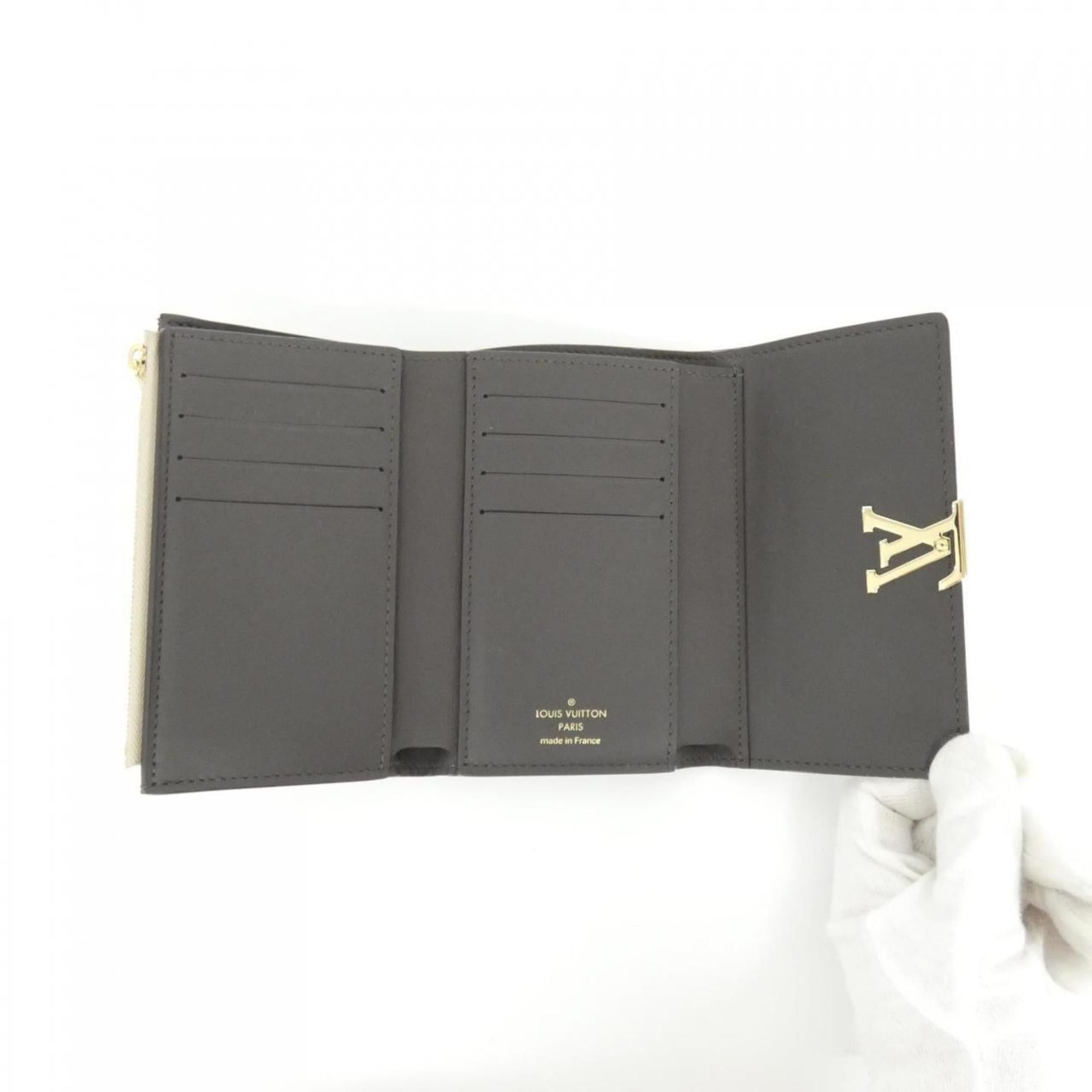 Louis Vuitton Louis Vuitton Portefeuille Capucines Compact M62159 Wallet Size ONE SIZE - 6 Thumbnail