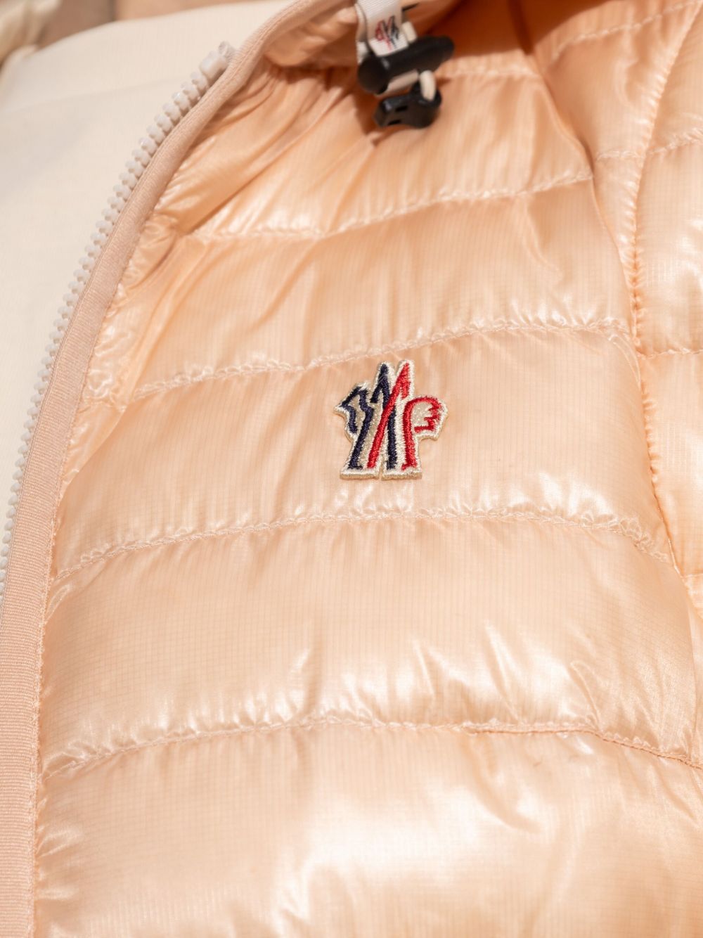 Moncler Grenoble KARURAS SHORT DOWN JACKET Size XS / US 0-2 / IT 36-38 - 3 Thumbnail
