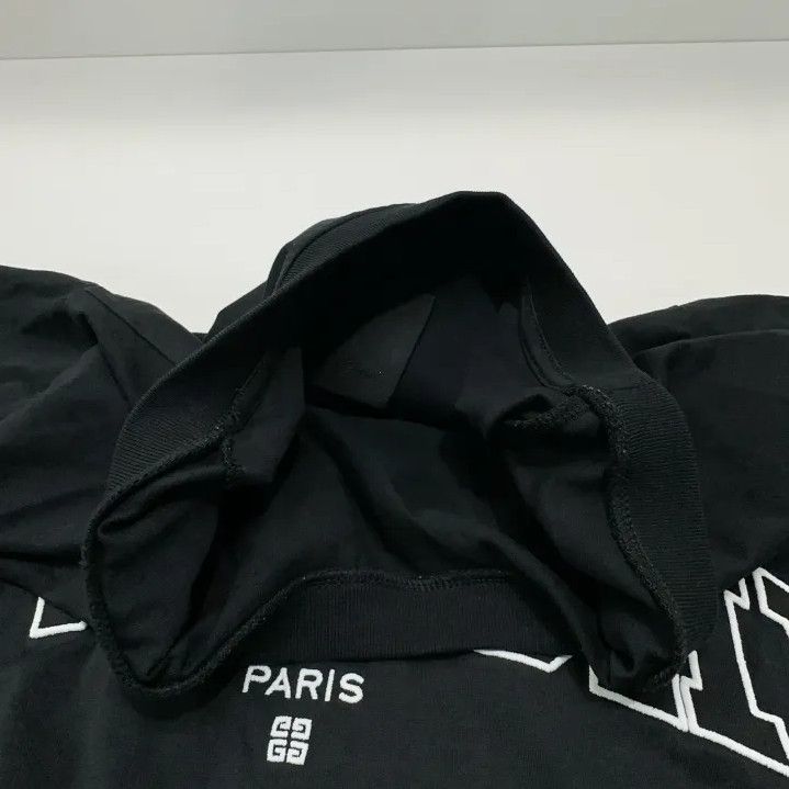 Givenchy Givenchy SS22 Logo Embroidery Solid Short Sleeve T-shirt Size US M / EU 48-50 / 2 - 7 Thumbnail