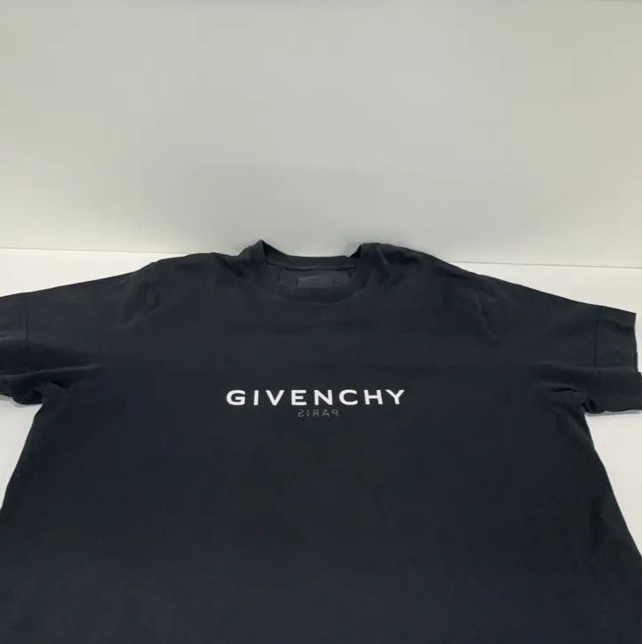 Givenchy Givenchy Letter Logo Print Casual T-Shirt Size US XS / EU 42 / 0 - 11 Thumbnail