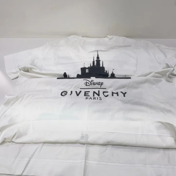 Givenchy Givenchy Disney SS22 Men's Rabbit Print T-Shirt Size US L / EU 52-54 / 3 - 11 Thumbnail
