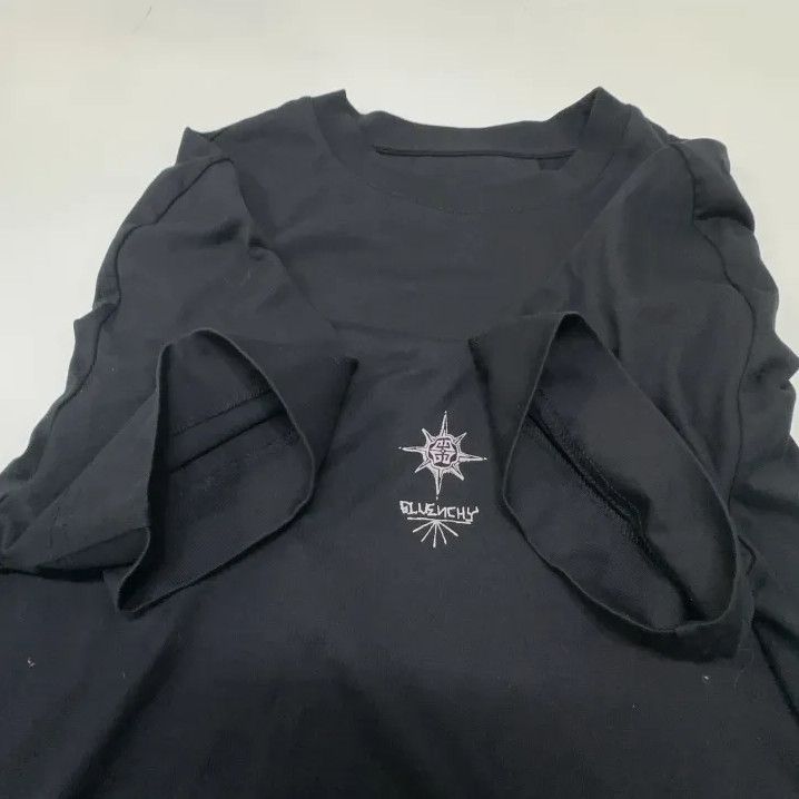 Givenchy Givenchy Cross Rhinestone Design Short Sleeve T-Shirt Size US XS / EU 42 / 0 - 8 Thumbnail
