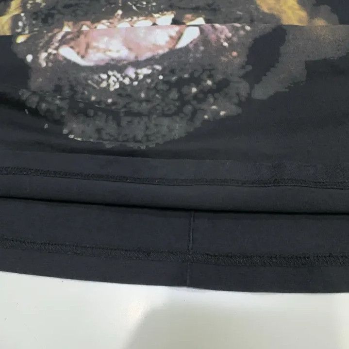 Givenchy Givenchy Graphic Print Short Sleeve T-Shirt Size US M / EU 48-50 / 2 - 9 Thumbnail
