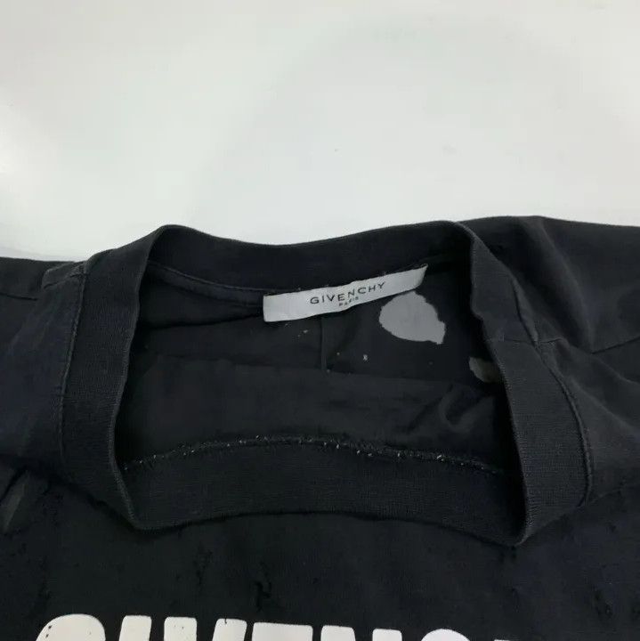 Givenchy Givenchy Distressed Letter Print Short-Sleeve T-Shirt Size US M / EU 48-50 / 2 - 6 Thumbnail