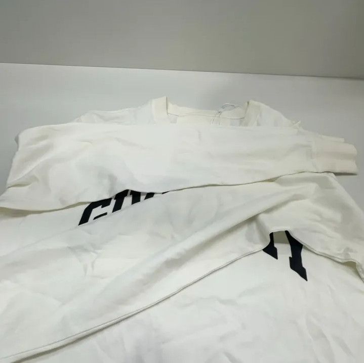 Givenchy Givenchy SS23 Casual Letter Print Long Sleeve T-Shirt Size US XS / EU 42 / 0 - 7 Thumbnail
