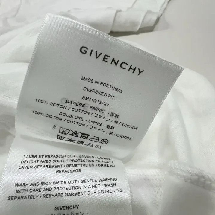 Givenchy Givenchy SS23 Logo Print Distressed Short Sleeve T-Shirt Size US L / EU 52-54 / 3 - 5 Thumbnail