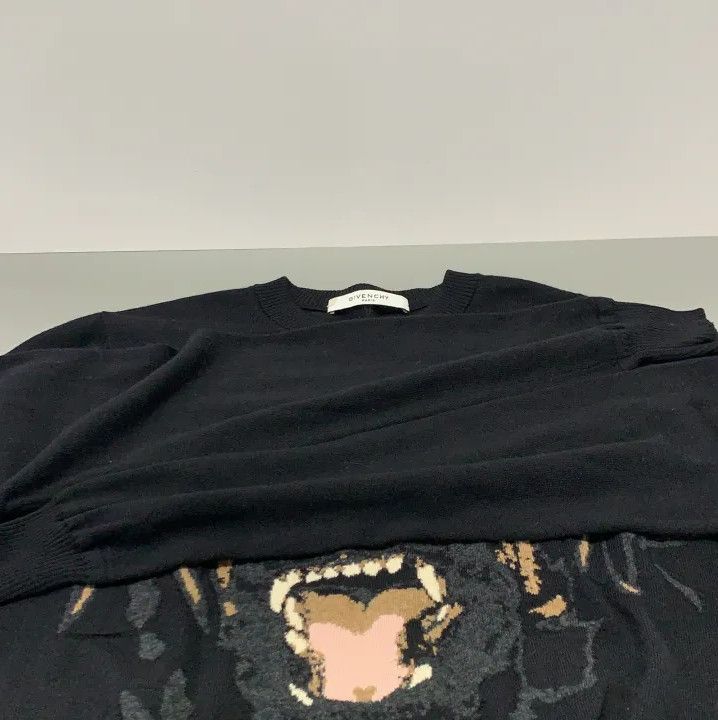 Givenchy Givenchy Dog Head Print Unisex Sweatshirt Size US M / EU 48-50 / 2 - 9 Thumbnail