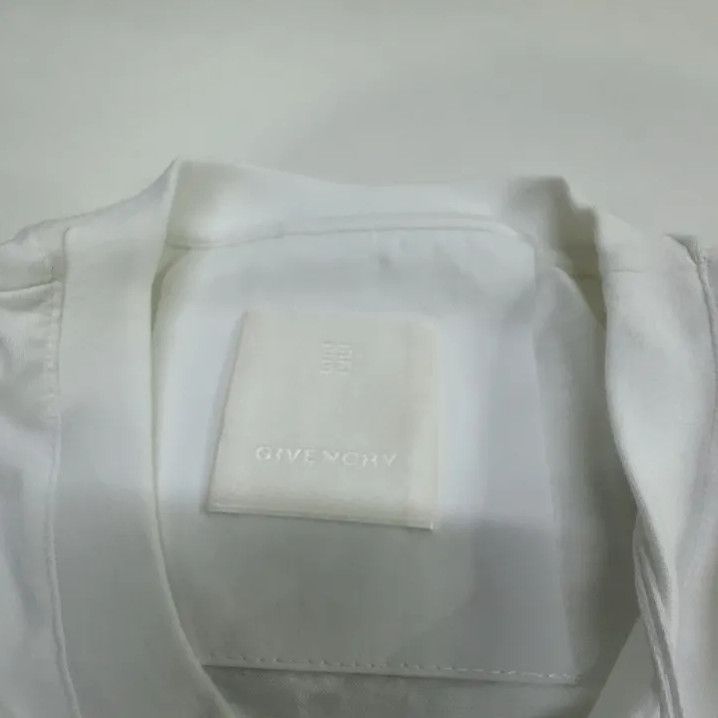 Givenchy GIVENCHY SS23 Men's Pattern Print Short Sleeve T-Shirt Size US S / EU 44-46 / 1 - 4 Thumbnail