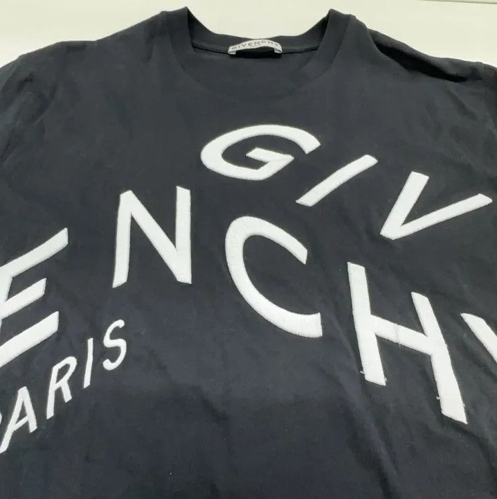 Givenchy Givenchy Logo Slim Embroidered Short-Sleeve T-Shirt Size US S / EU 44-46 / 1 - 7 Thumbnail