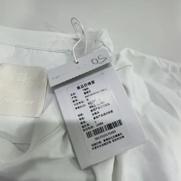 Givenchy GIVENCHY FW22 Letter Print Crew Neck Short Sleeve T-Shirt Size US L / EU 52-54 / 3 - 7 Thumbnail
