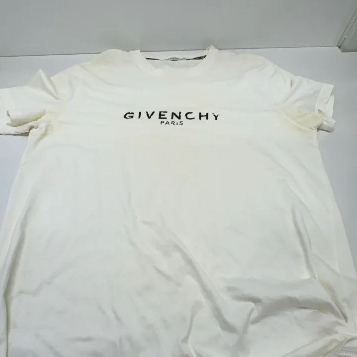 Givenchy Givenchy Letter Print Short Sleeve T-Shirt Size US L / EU 52-54 / 3 - 6 Thumbnail