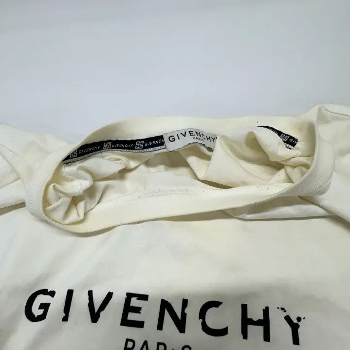 Givenchy Givenchy Letter Print Short Sleeve T-Shirt Size US L / EU 52-54 / 3 - 7 Thumbnail