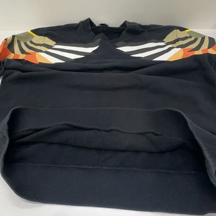 Givenchy Givenchy Wing Print Fashion Sweatshirt Size US XL / EU 56 / 4 - 9 Thumbnail