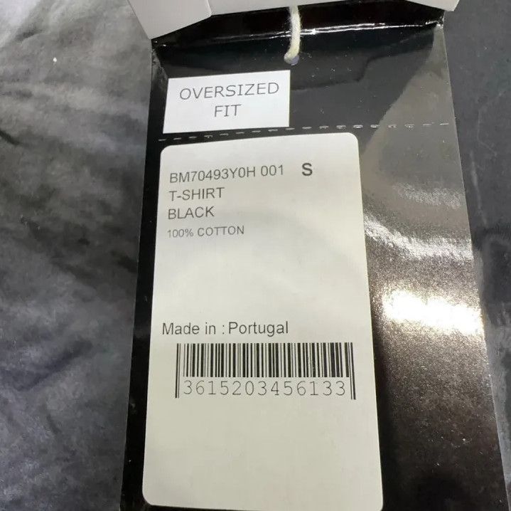 Givenchy Givenchy Shark Print Loose Short-Sleeve T-Shirt Size US S / EU 44-46 / 1 - 4 Thumbnail