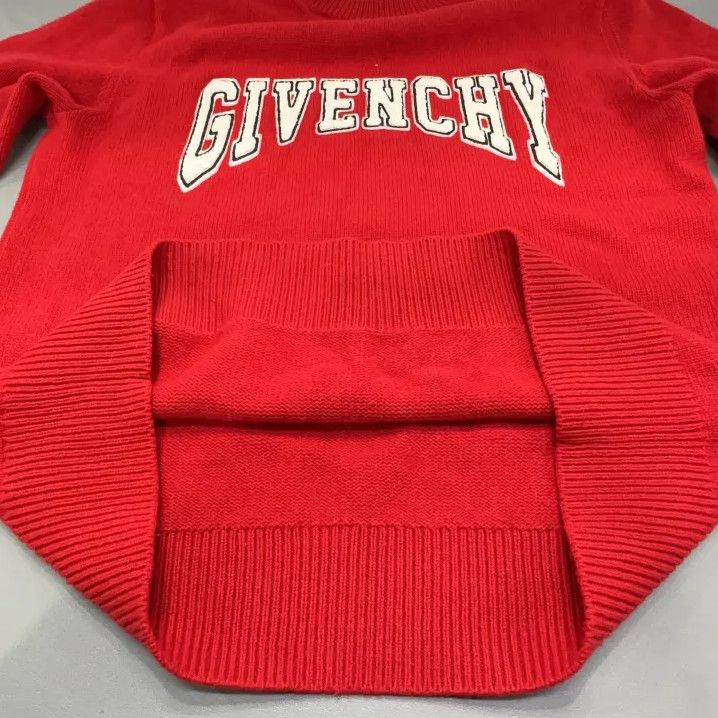 Givenchy Givenchy FW22 Logo Embroidery Crewneck Sweater Size US S / EU 44-46 / 1 - 10 Thumbnail